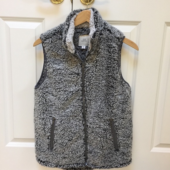 Thread & Supply Jackets & Blazers - Women’s Thread & Supply cozy Sherpa vest